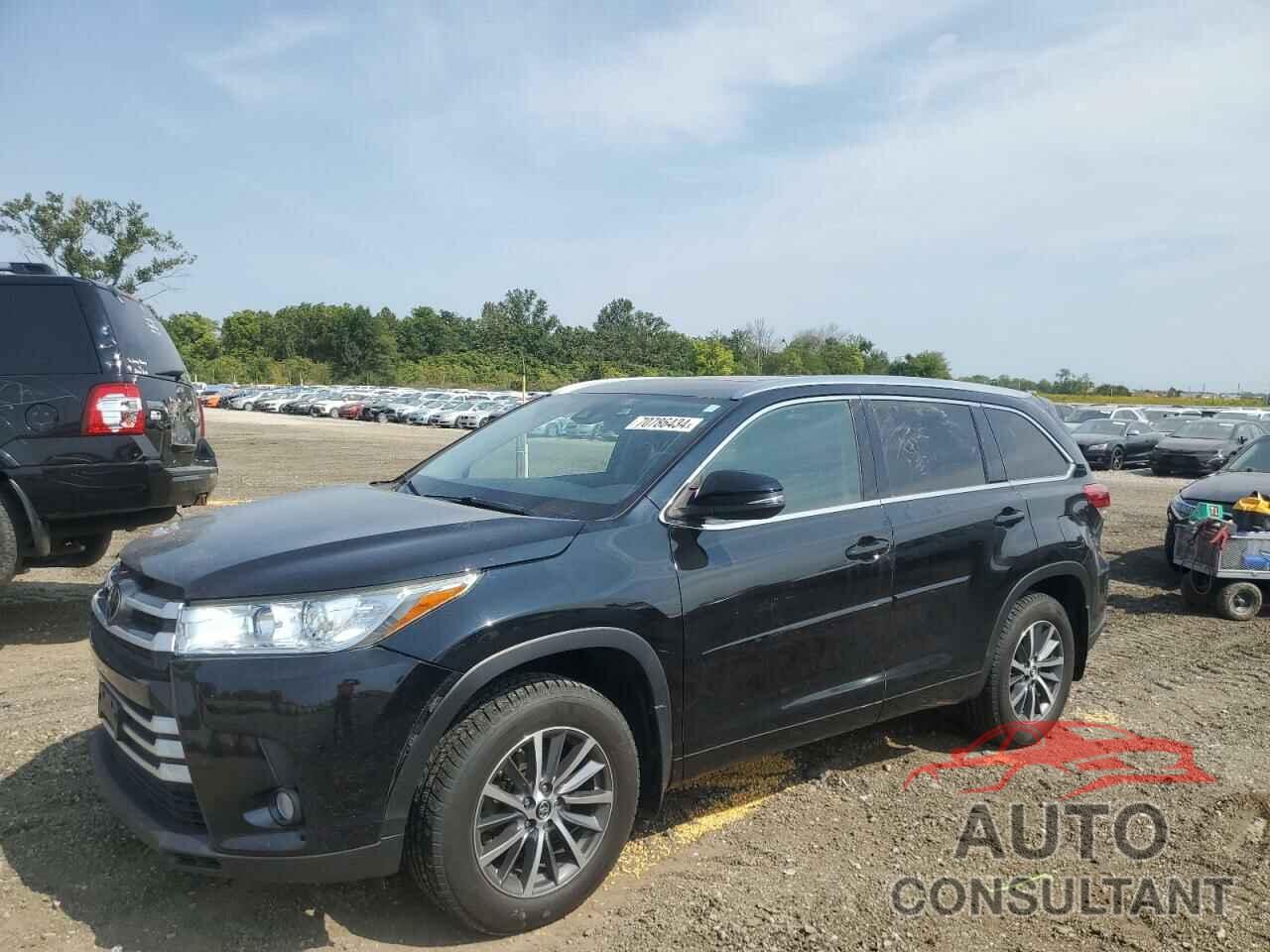 TOYOTA HIGHLANDER 2017 - 5TDJZRFH8HS397624