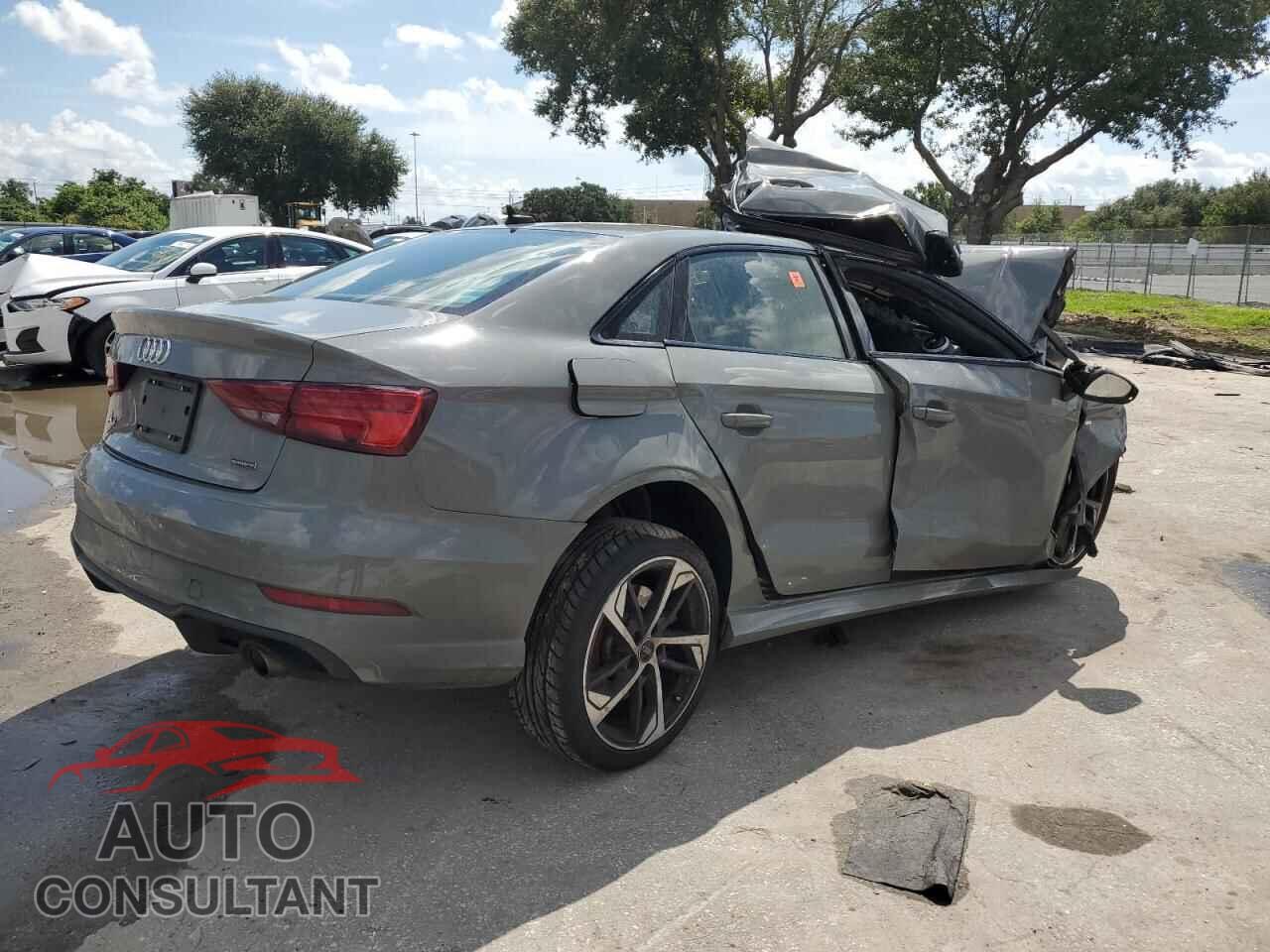 AUDI A3 2020 - WAUBEGFF2LA027274