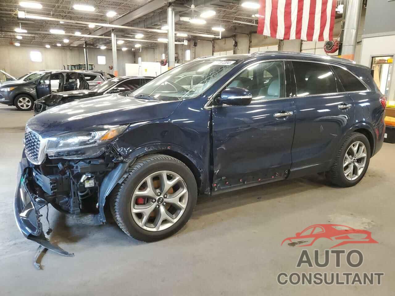 KIA SORENTO 2019 - 5XYPKDA55KG519620