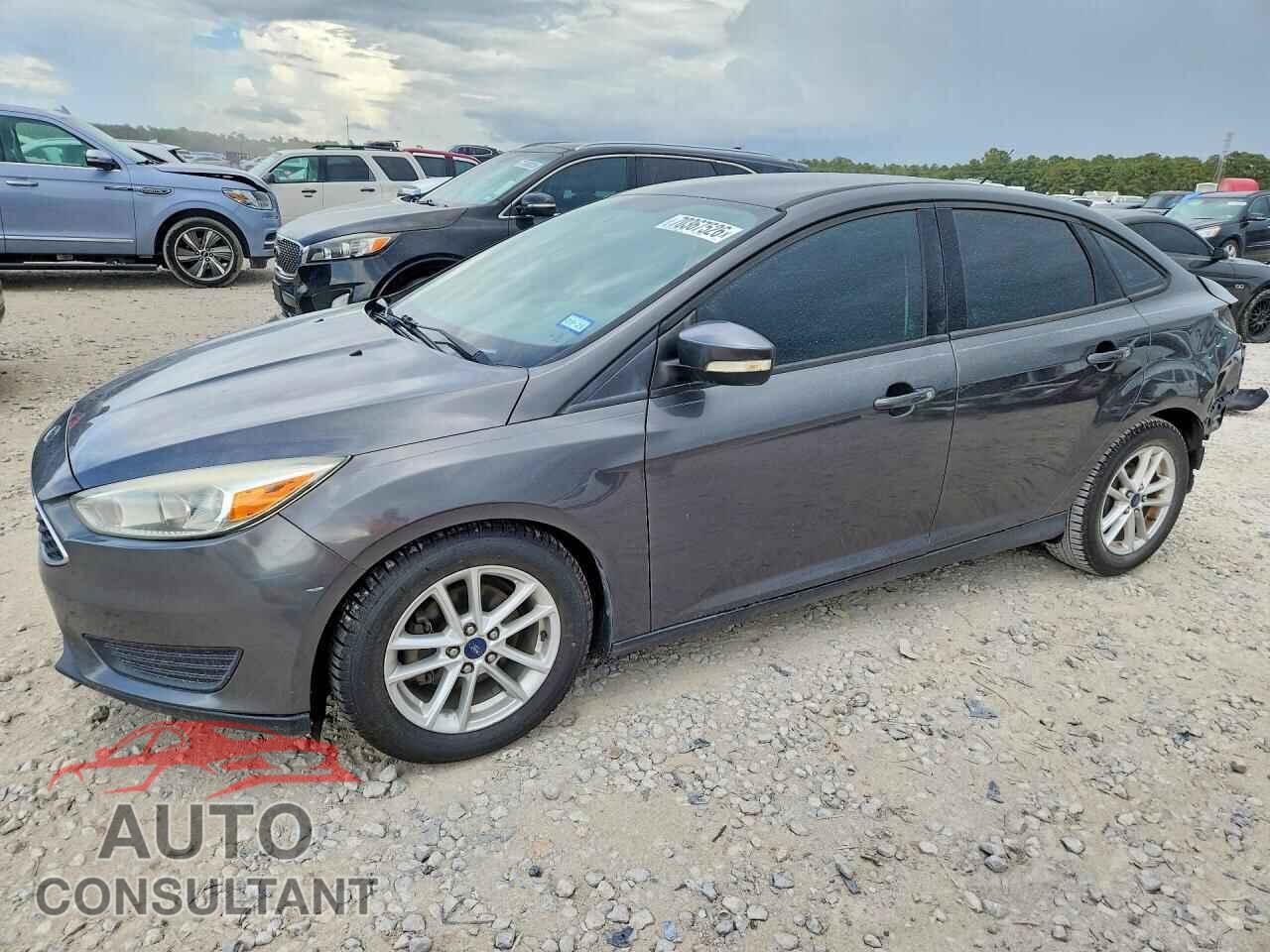 FORD FOCUS 2015 - 1FADP3F29FL340686