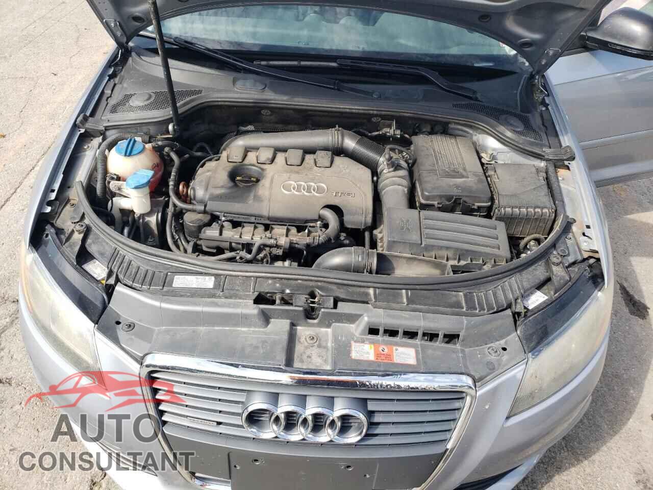 AUDI A3 2010 - WAUMFAFMXAA098267