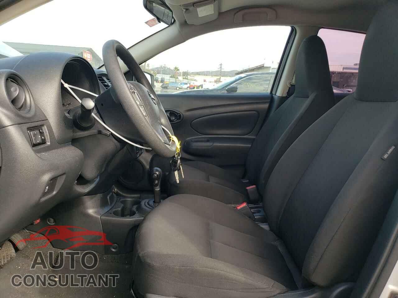 NISSAN VERSA 2017 - 3N1CN7AP4HL862013