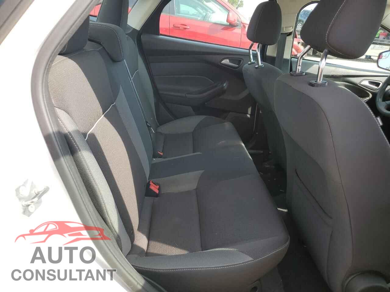 FORD FOCUS 2012 - 1FAHP3F26CL130219
