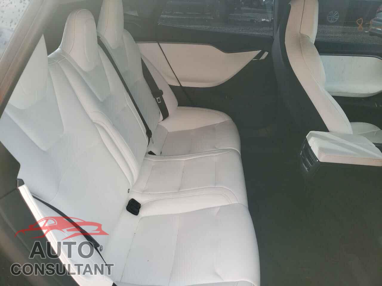TESLA MODEL S 2019 - 5YJSA1E24KF337328