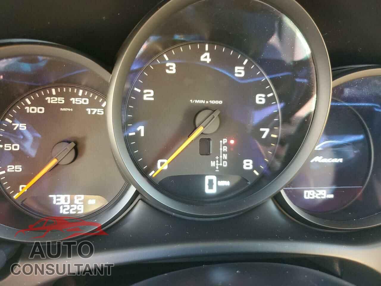 PORSCHE MACAN 2017 - WP1AA2A58HLB04333