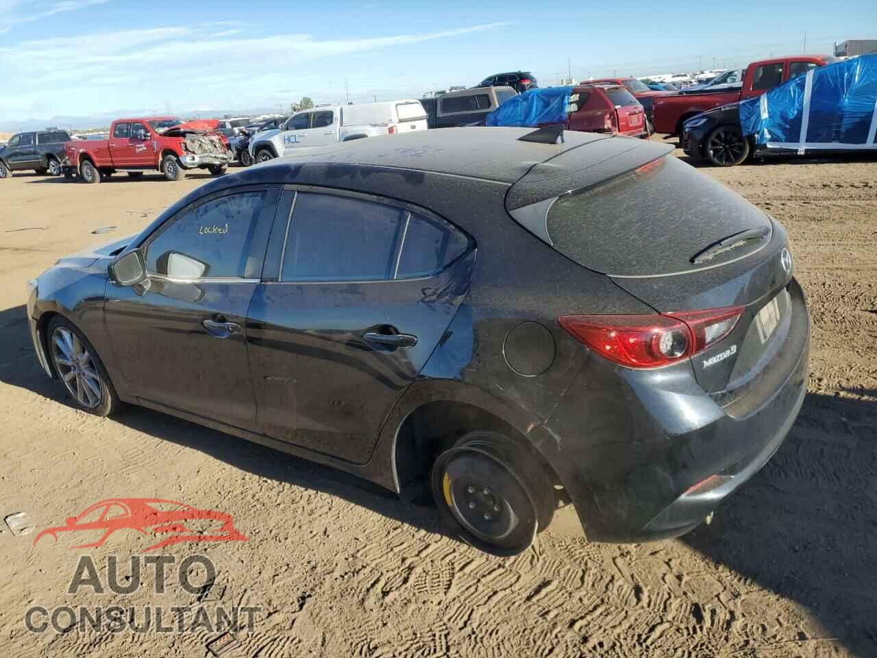 MAZDA 3 2017 - 3MZBN1M38HM136600