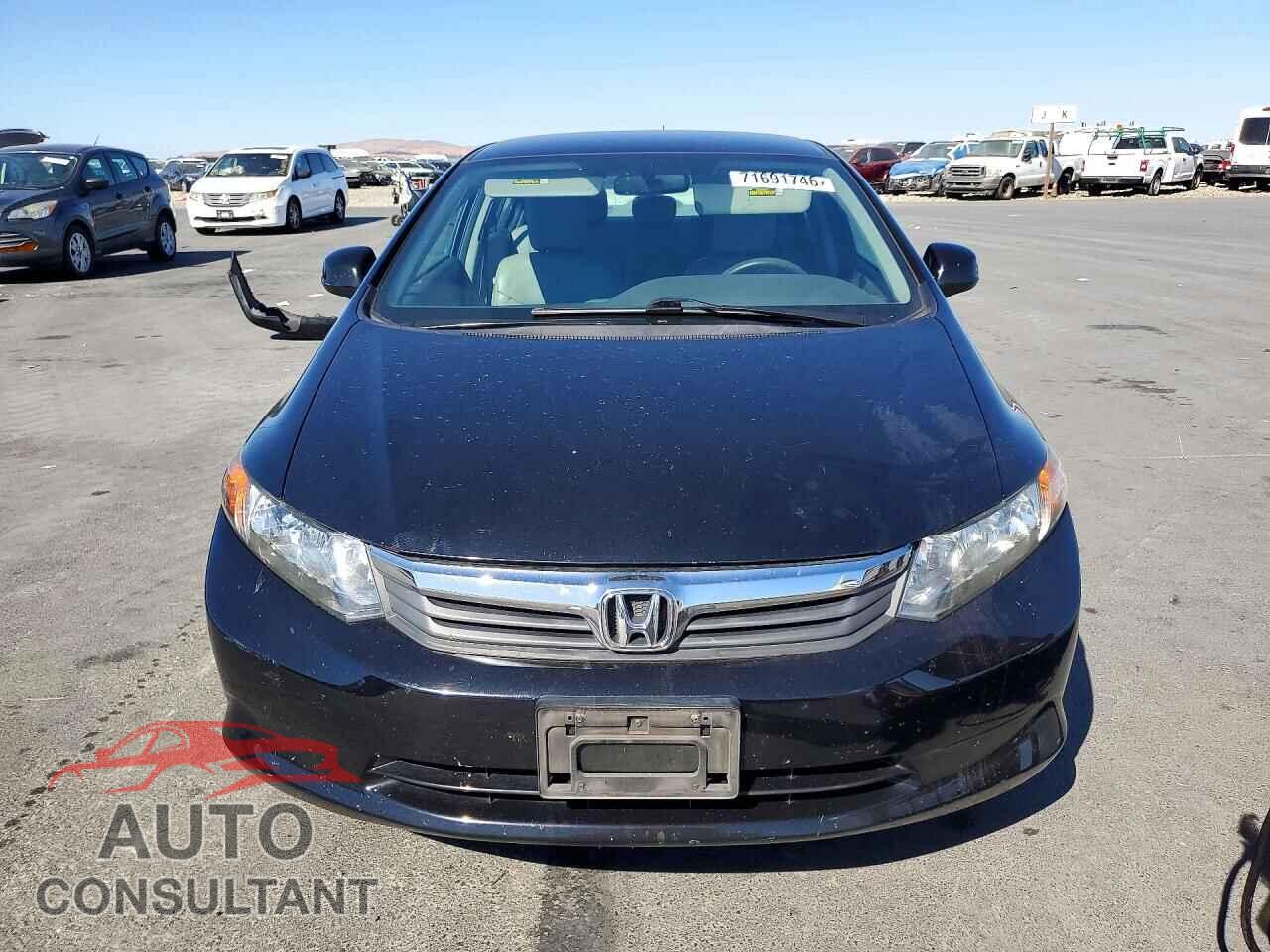 HONDA CIVIC 2012 - 2HGFB2E59CH530182