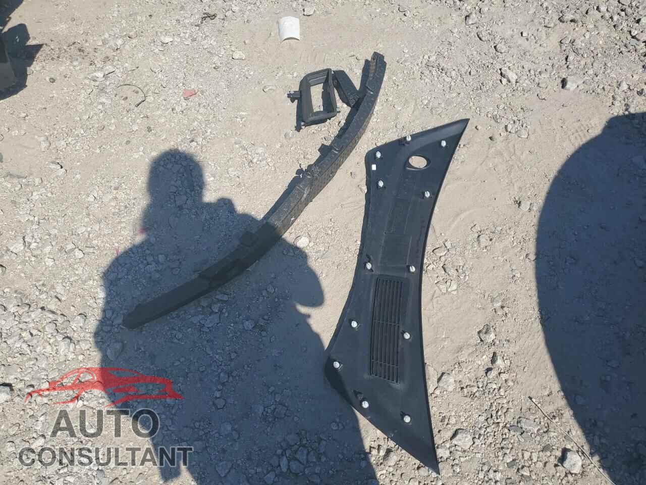 TESLA MODEL 3 2023 - 5YJ3E1EB5PF708139