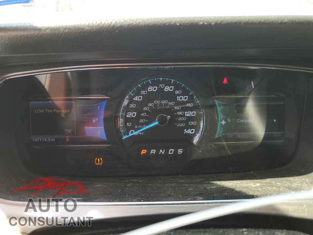 FORD TAURUS 2013 - 1FAHP2E8XDG147535