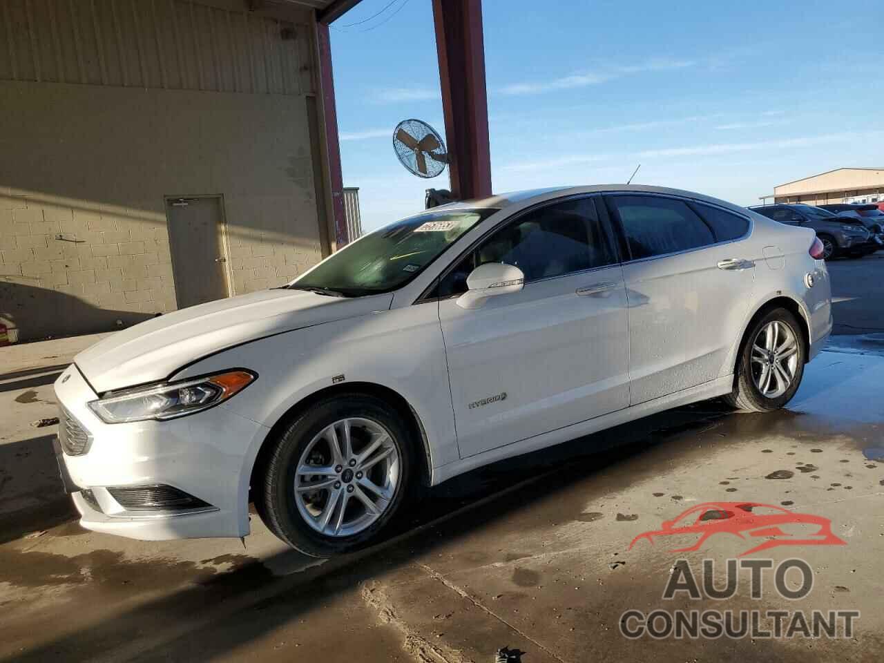 FORD FUSION 2018 - 3FA6P0LU3JR171661