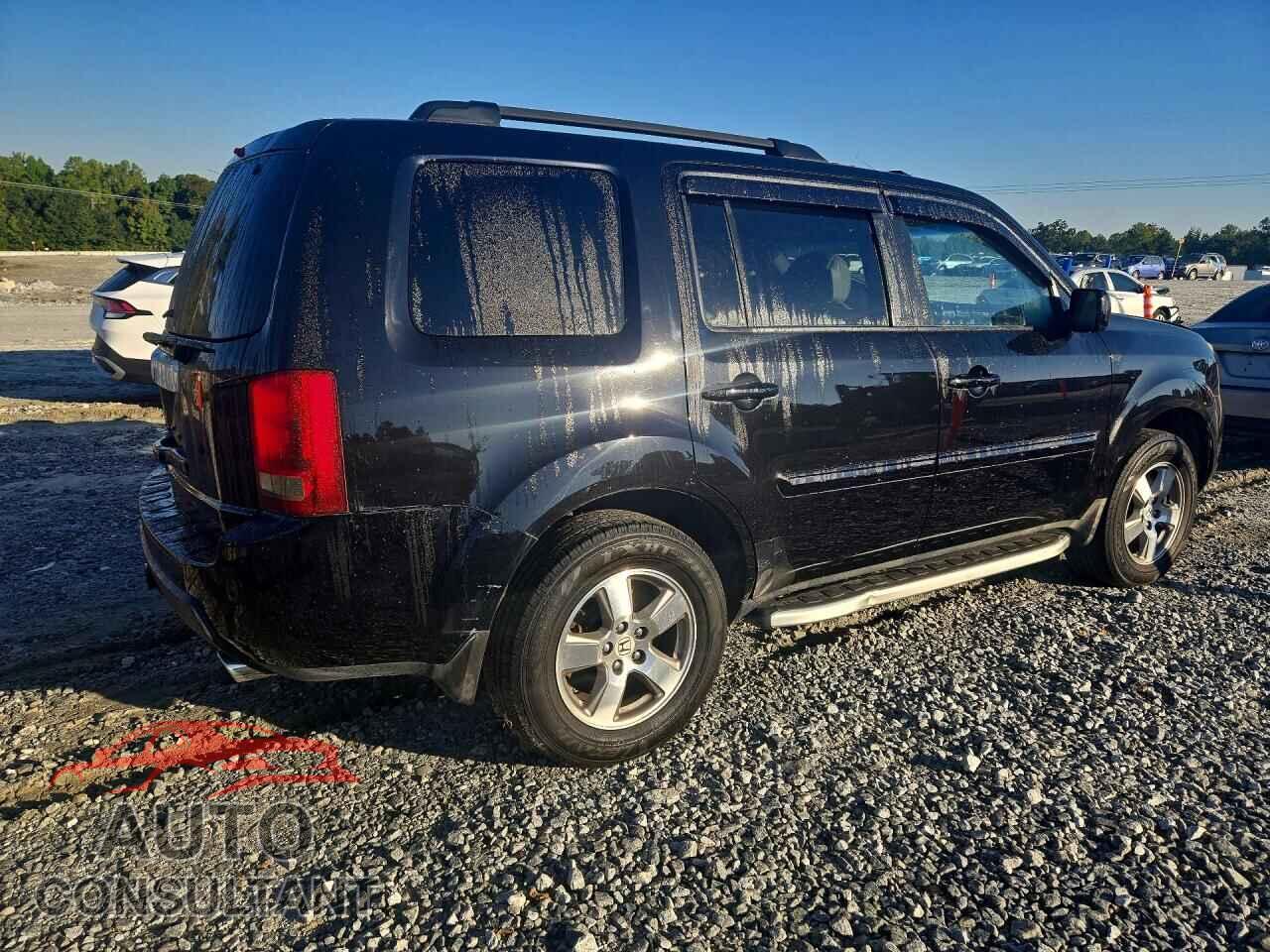 HONDA PILOT 2010 - 5FNYF3H57AB007193