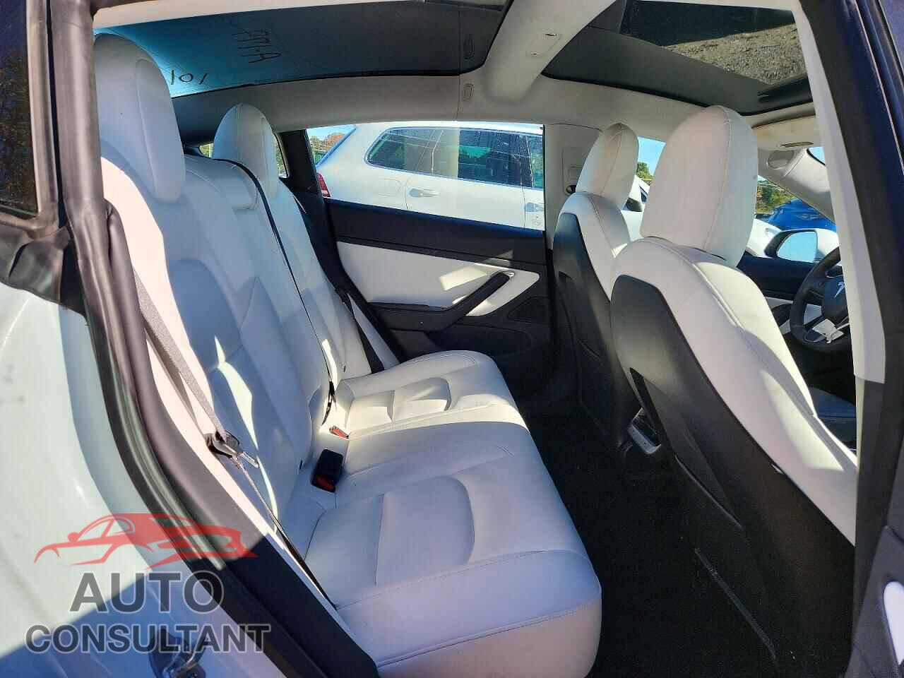 TESLA MODEL 3 2020 - 5YJ3E1EA0LF785924