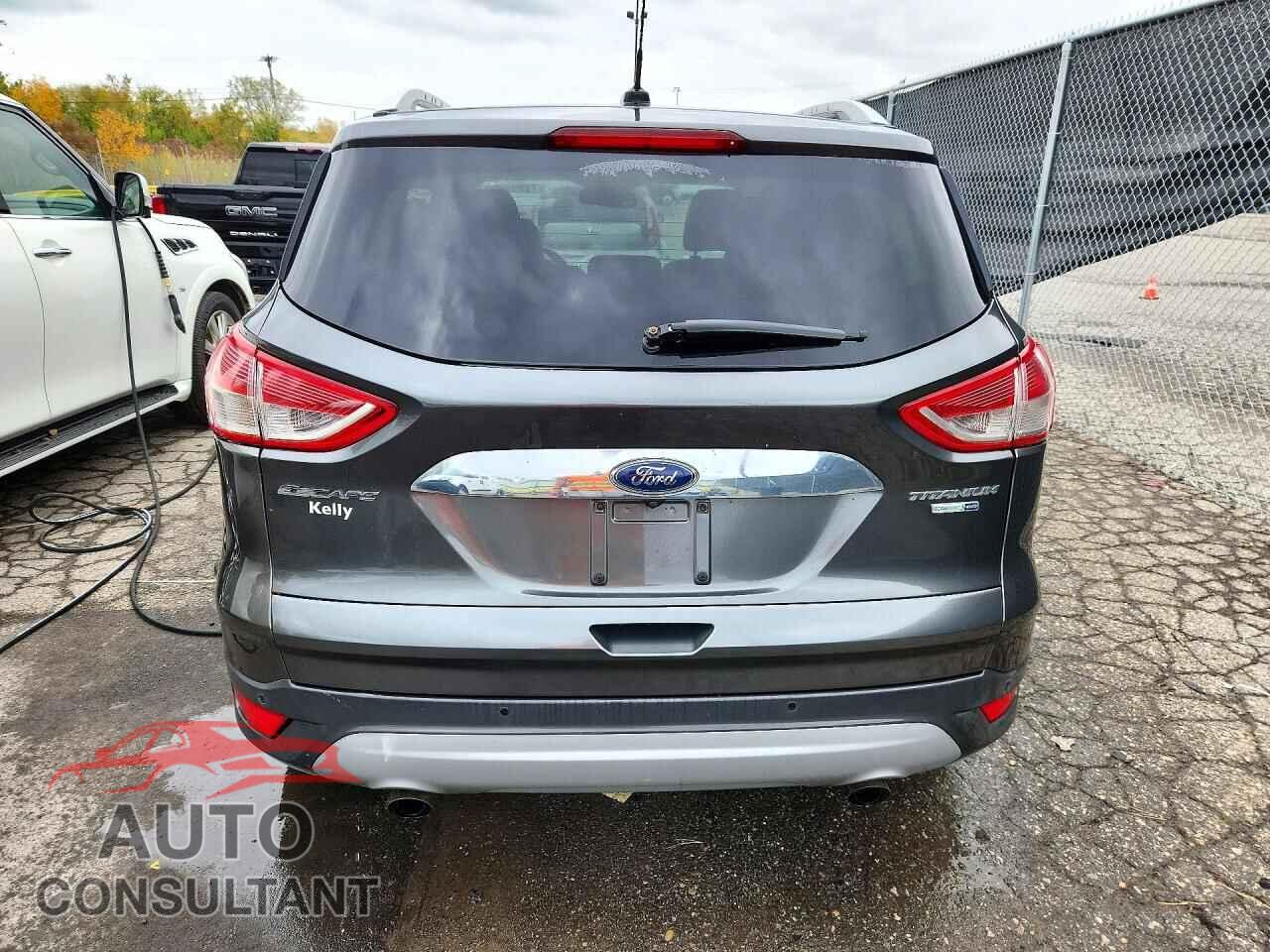 FORD ESCAPE 2016 - 1FMCU9JX1GUB02147