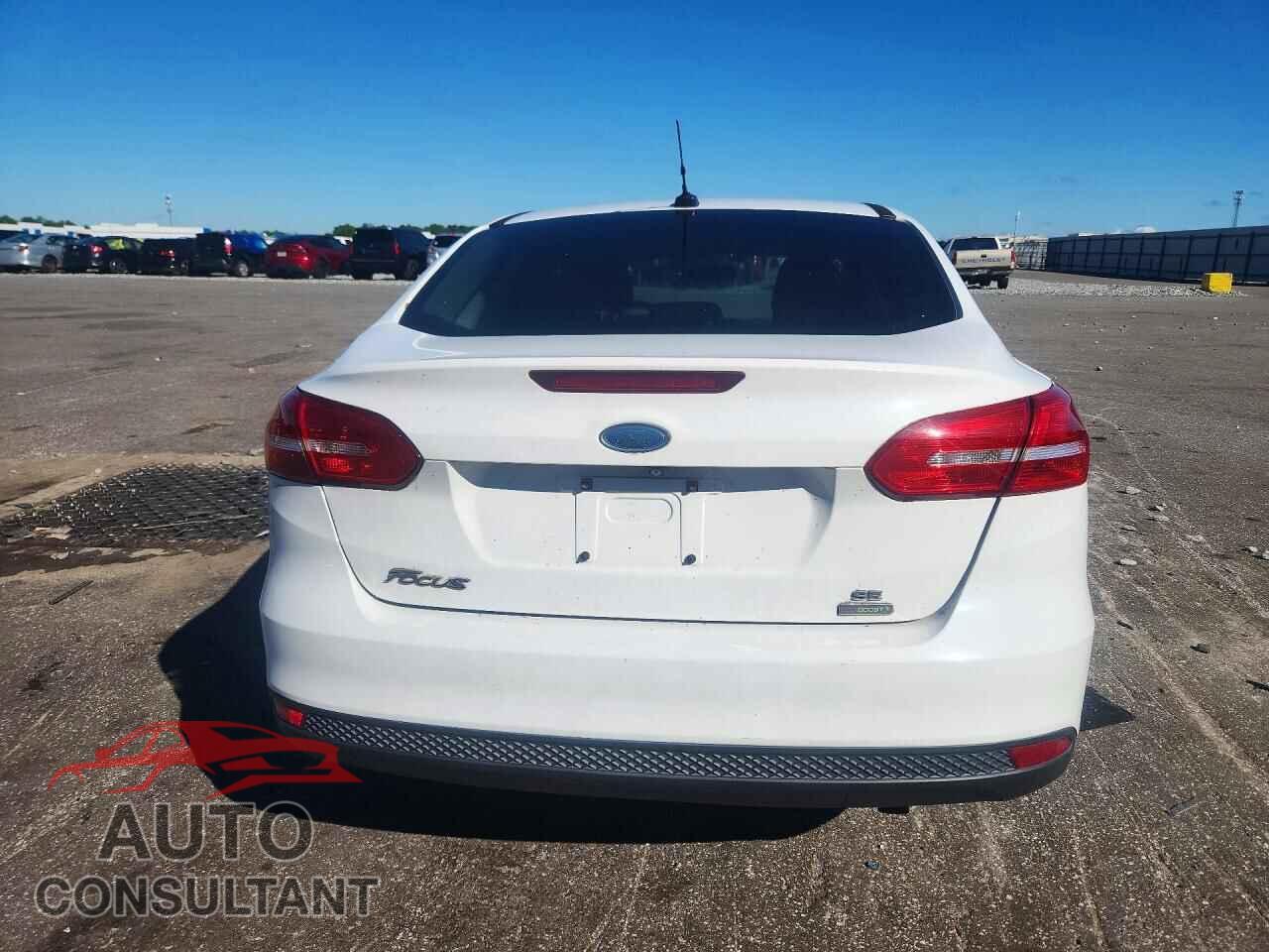 FORD FOCUS 2016 - 1FADP3FE8GL385713