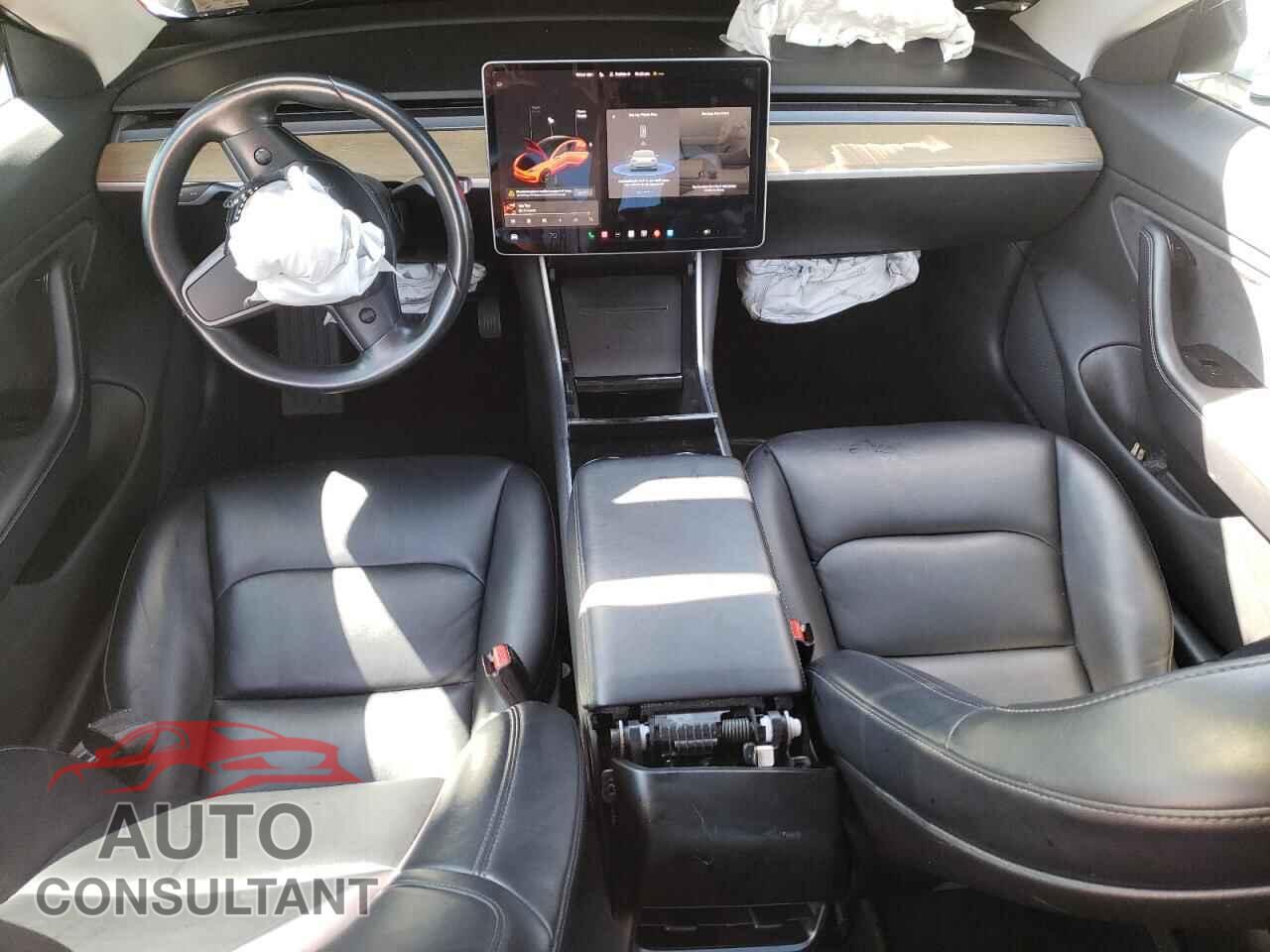 TESLA MODEL 3 2018 - 5YJ3E1EB0JF088825