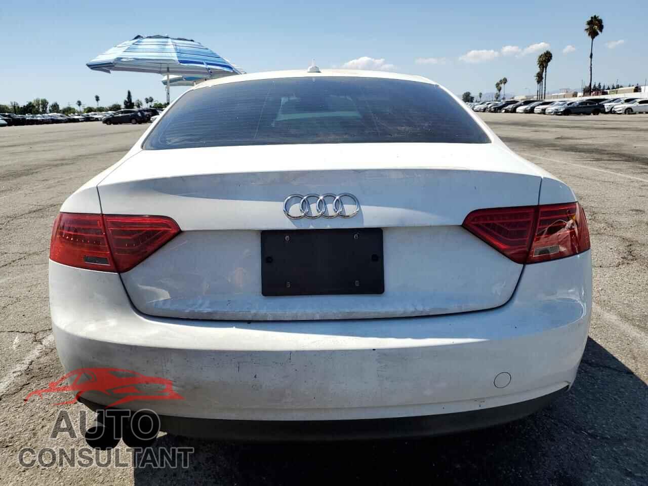 AUDI A5 2013 - WAUCFAFR5DA044094