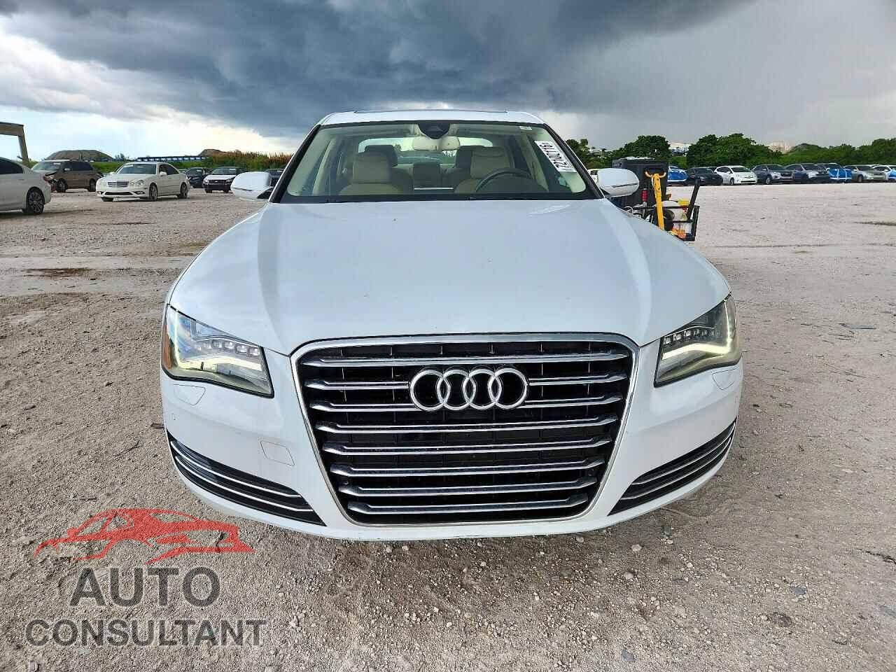 AUDI A8 2013 - WAUR2AFD6DN008935