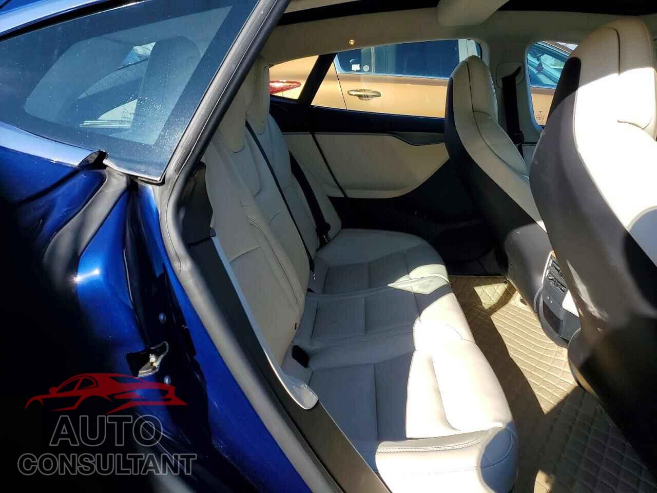 TESLA MODEL S 2018 - 5YJSA1E27JF259142