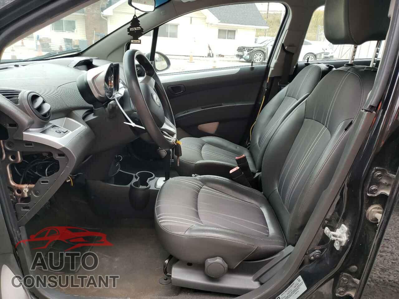 CHEVROLET SPARK 2015 - KL8CB6S98FC801362