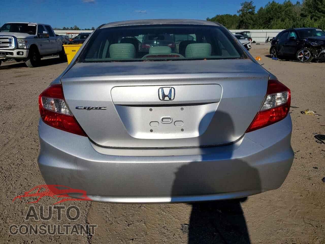 HONDA CIVIC 2012 - 2HGFB2F83CH312487