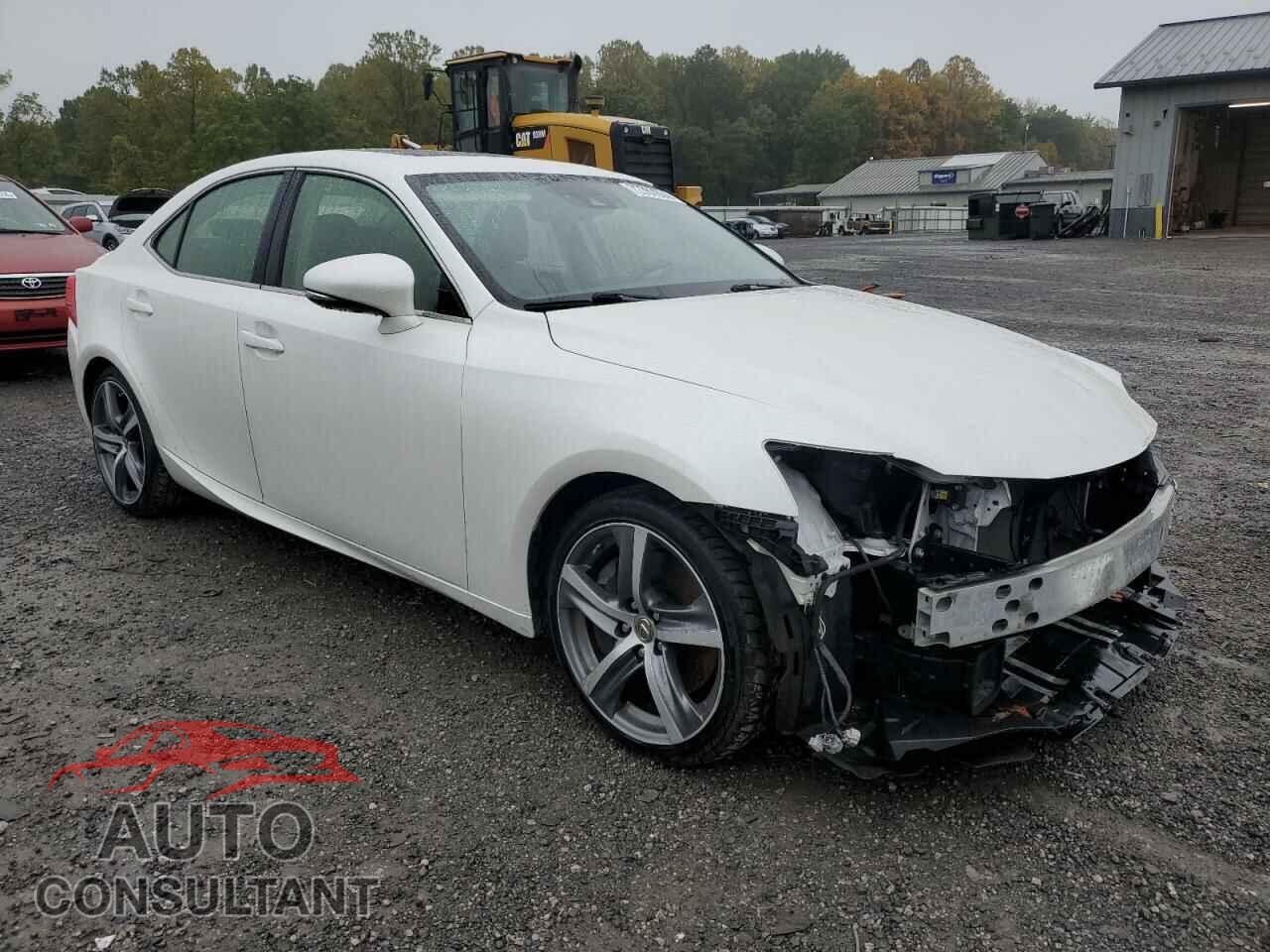LEXUS IS 2018 - JTHC81D28J5028879