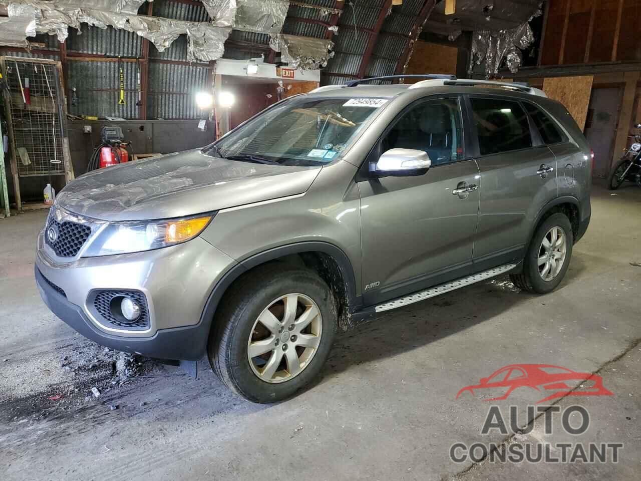 KIA SORENTO 2013 - 5XYKTCA64DG343740
