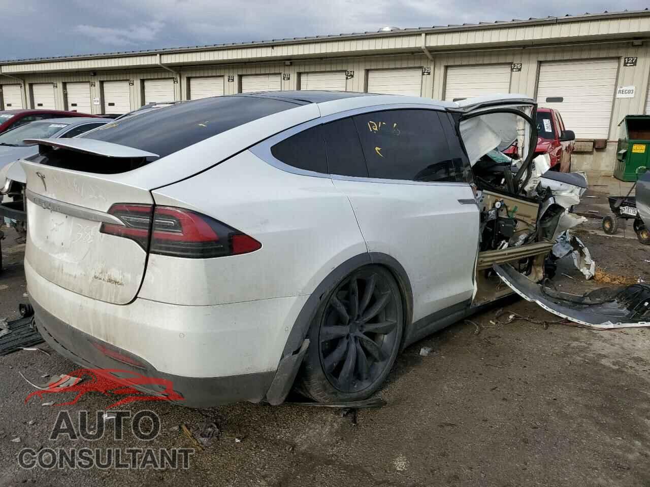 TESLA MODEL X 2020 - 5YJXCBE21LF248940
