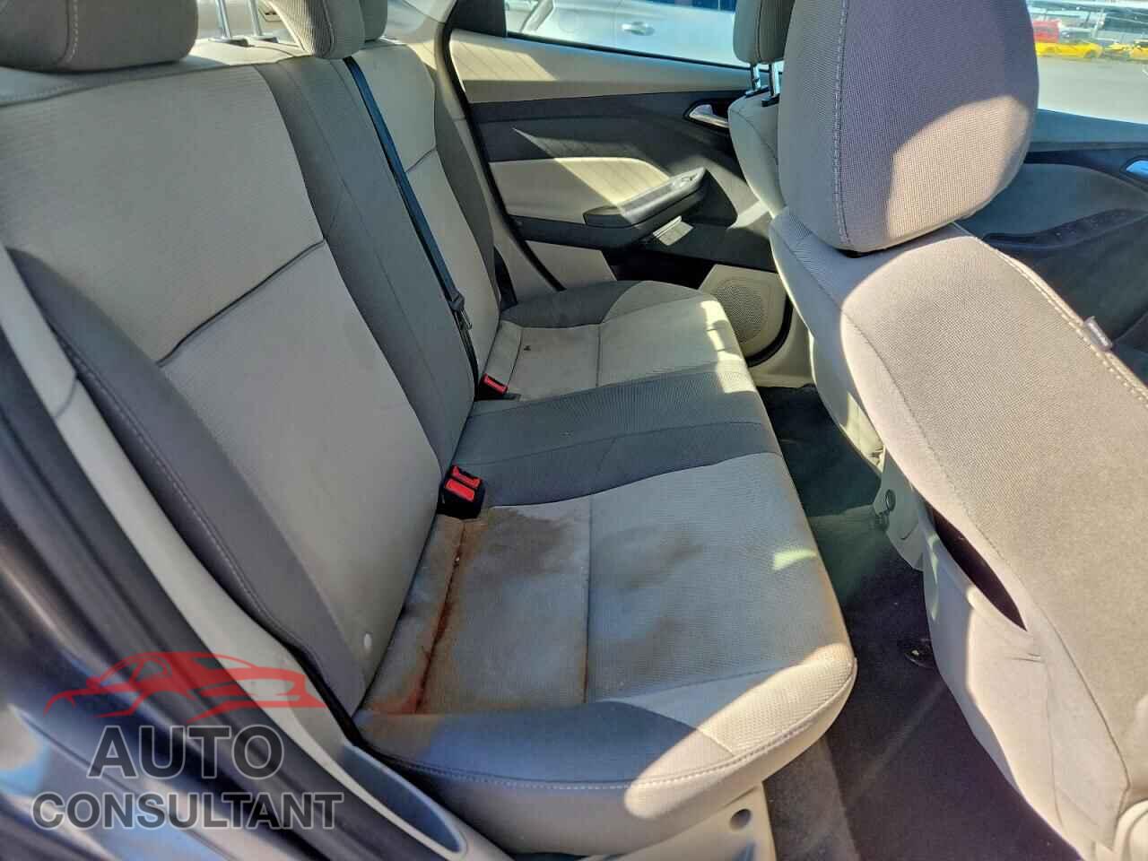 FORD FOCUS 2013 - 1FADP3F26DL106597