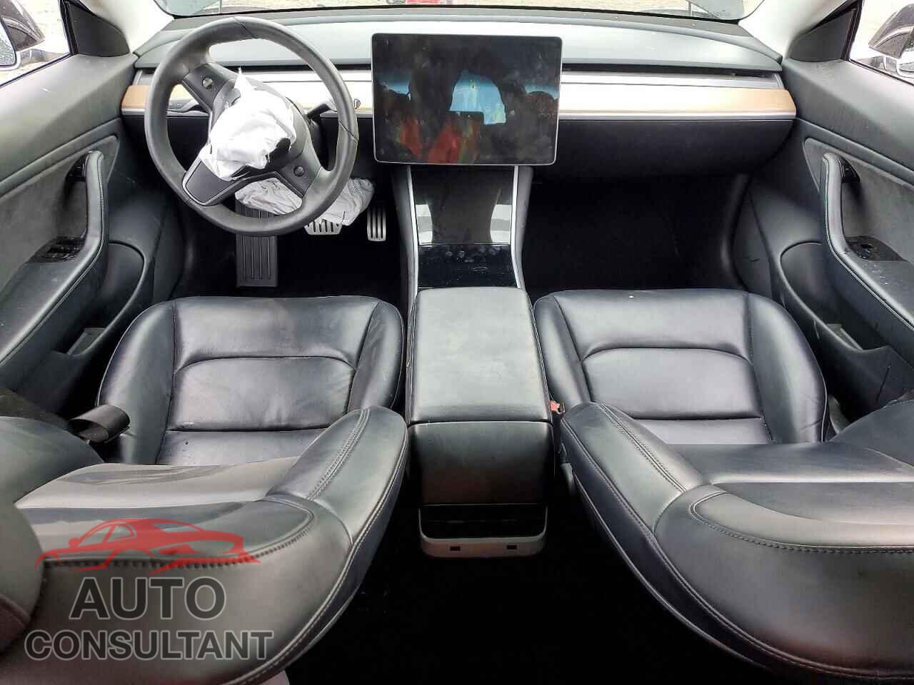 TESLA MODEL 3 2019 - 5YJ3E1EB9KF487217