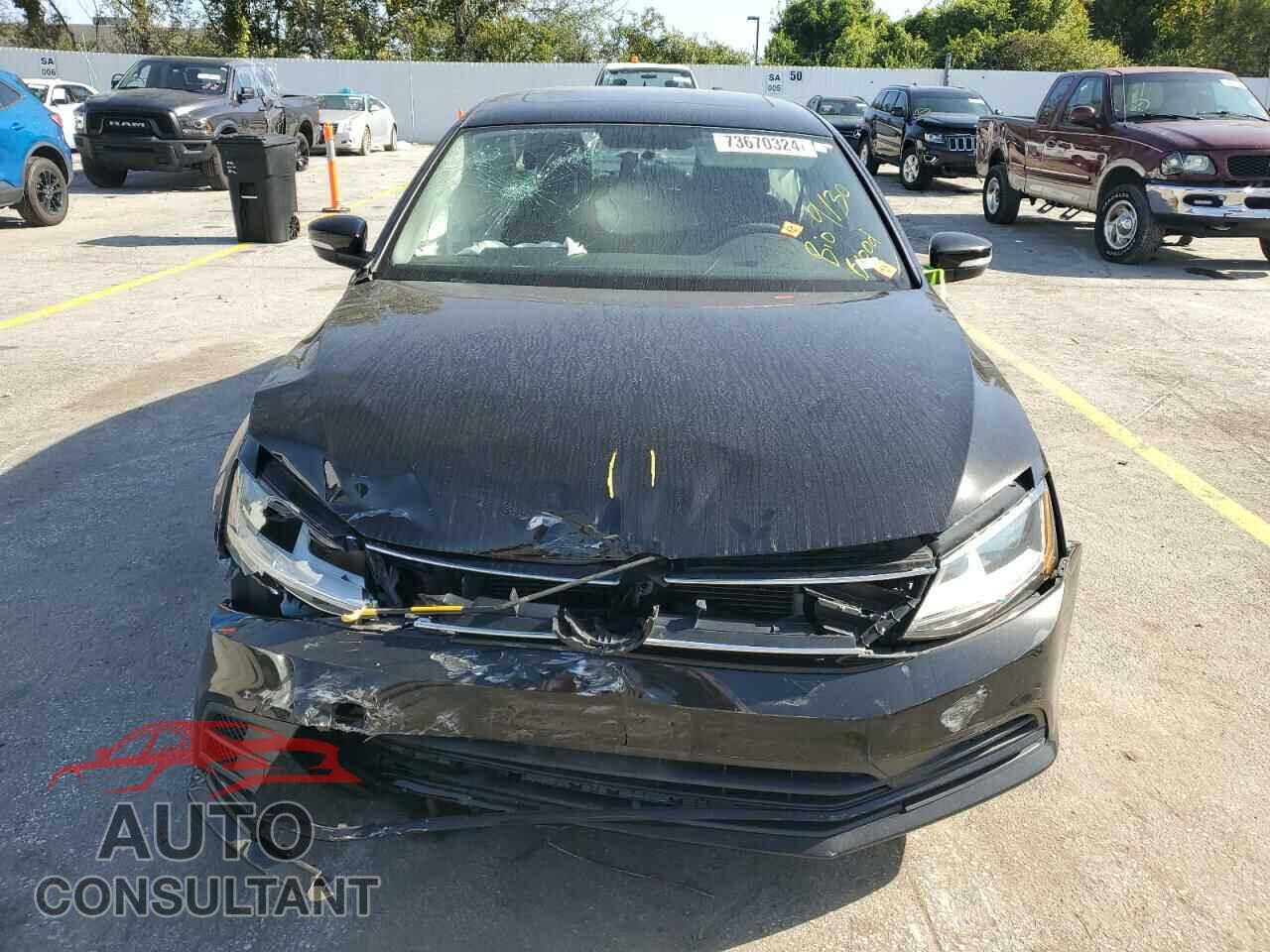 VOLKSWAGEN JETTA 2017 - 3VWDB7AJ8HM227972