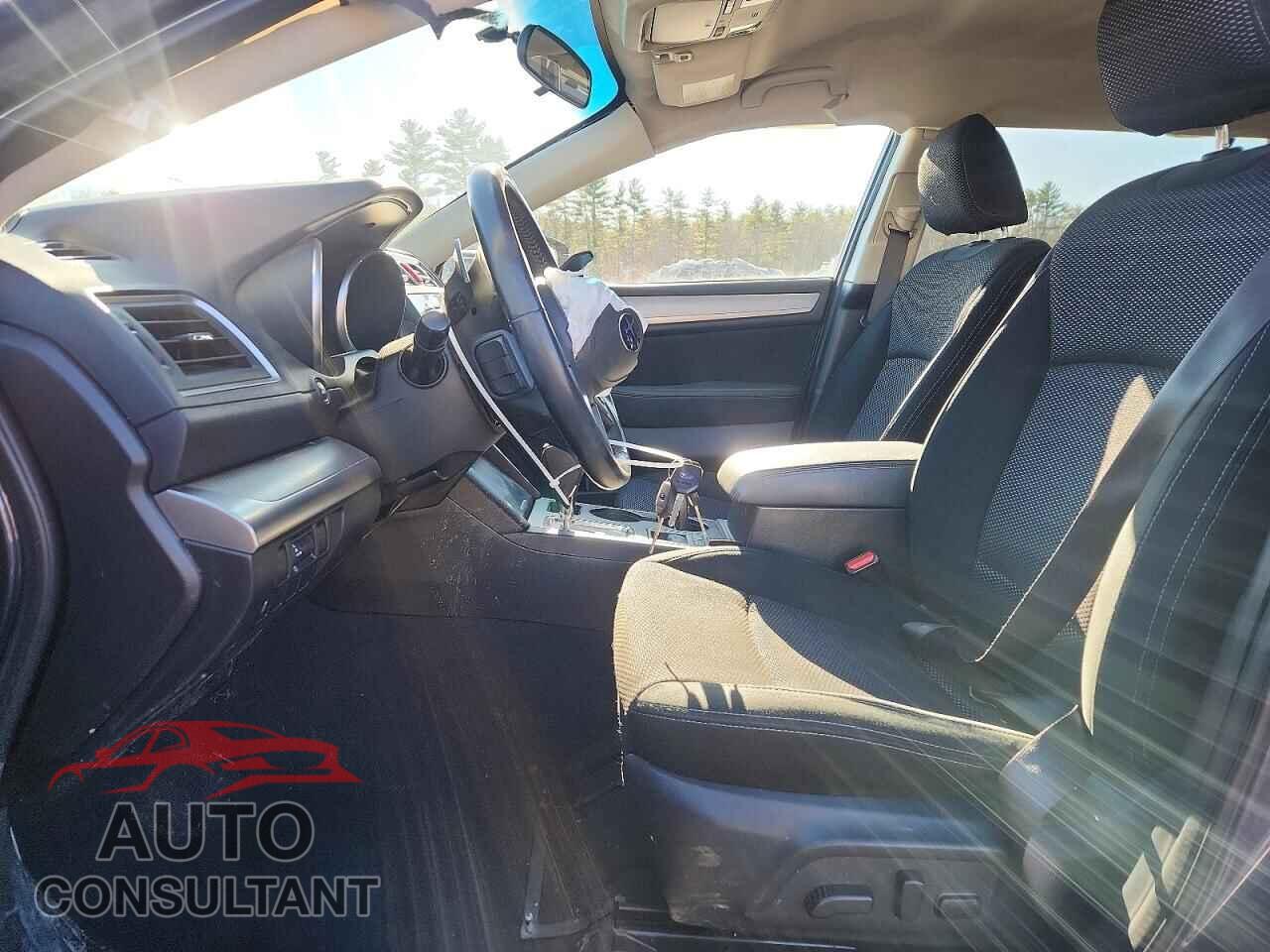 SUBARU OUTBACK 2017 - 4S4BSACC8H3335575