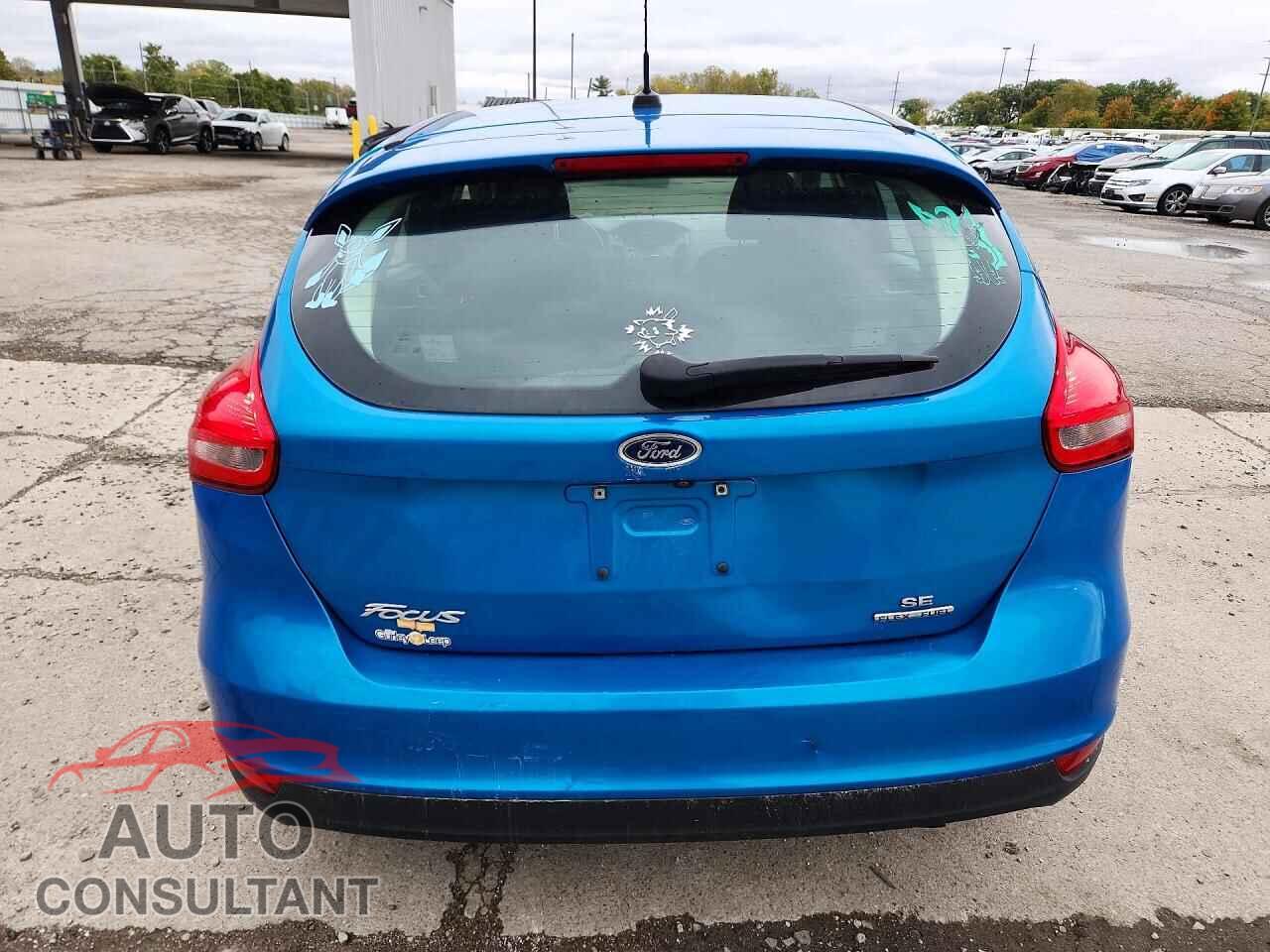 FORD FOCUS 2016 - 1FADP3K2XGL262376