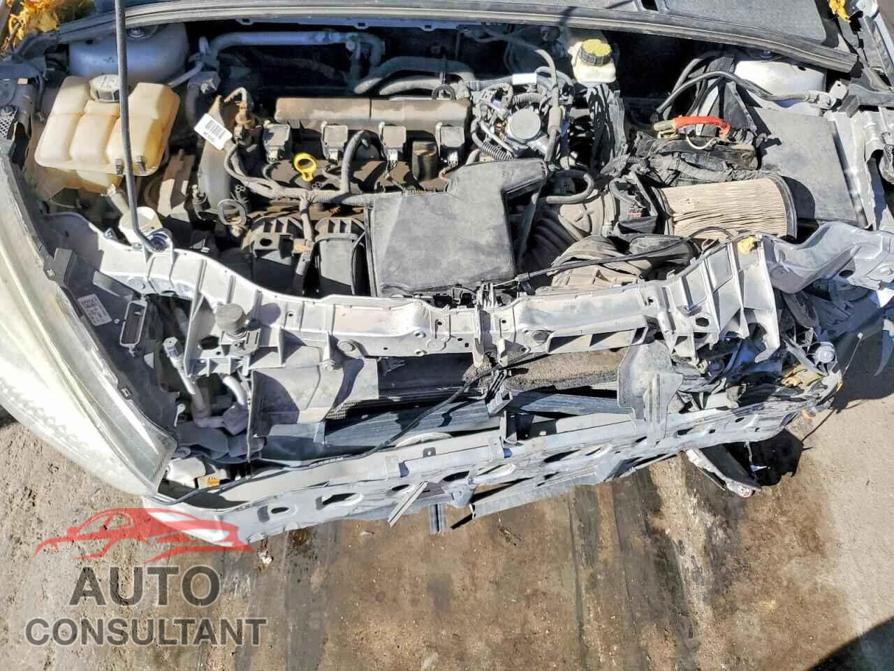 FORD FOCUS 2017 - 1FADP3E28HL341686