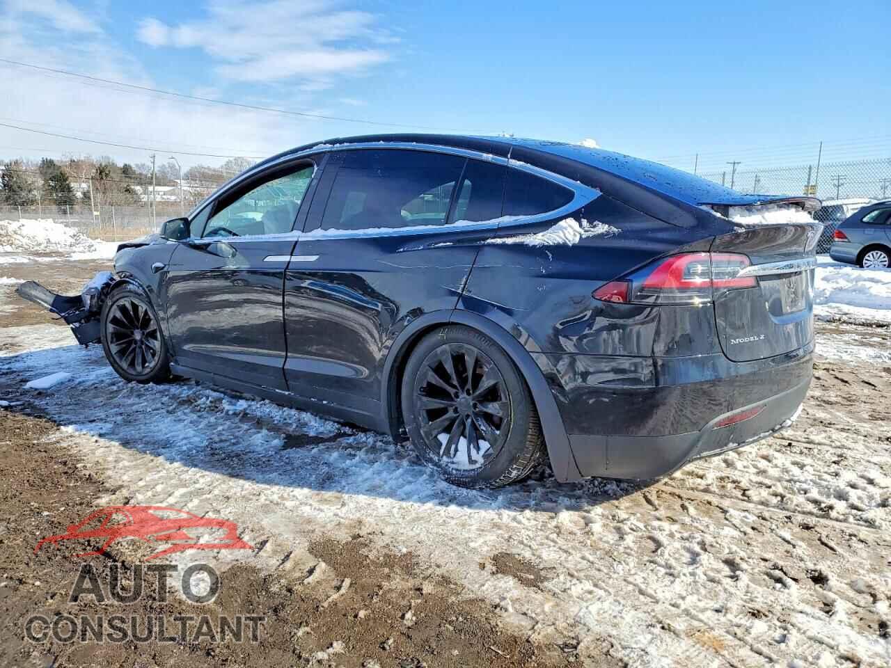 TESLA MODEL X 2017 - 5YJXCAE29HF040564