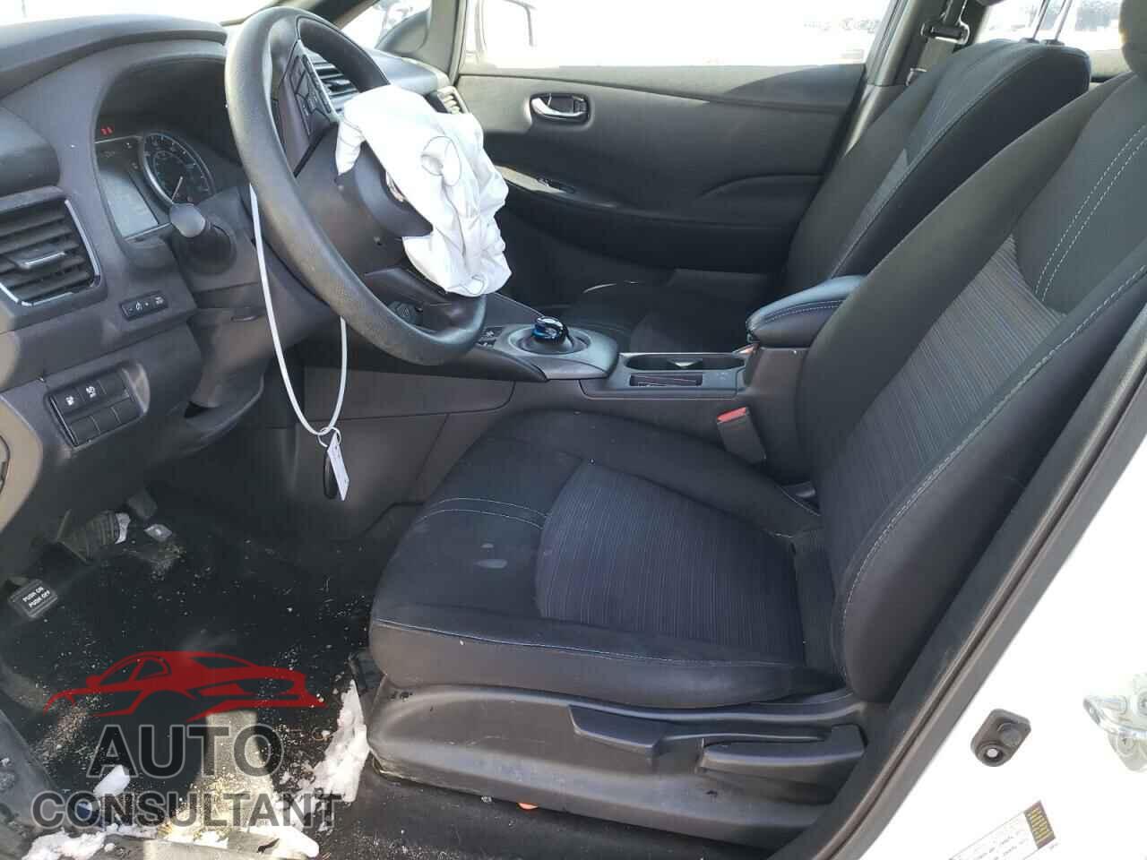 NISSAN LEAF 2019 - 1N4AZ1CP0KC318927