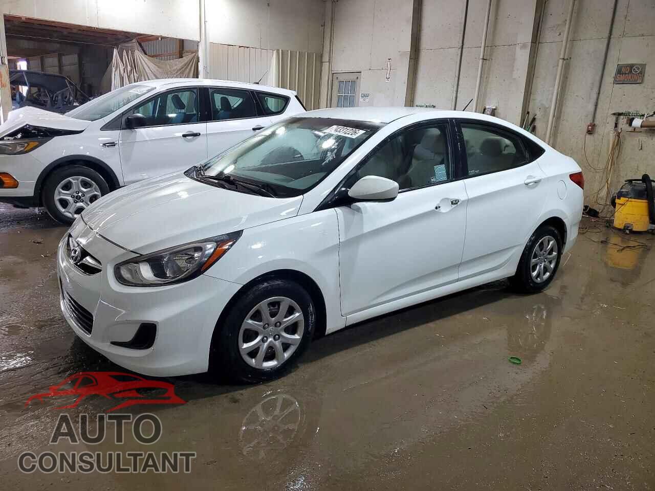 HYUNDAI ACCENT 2013 - KMHCT4AE9DU558901