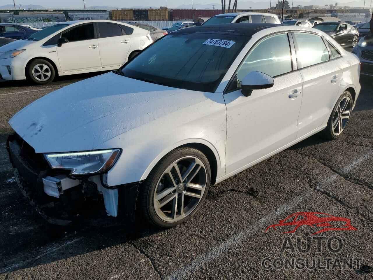 AUDI A3 2019 - WAUAUGFF0KA107685