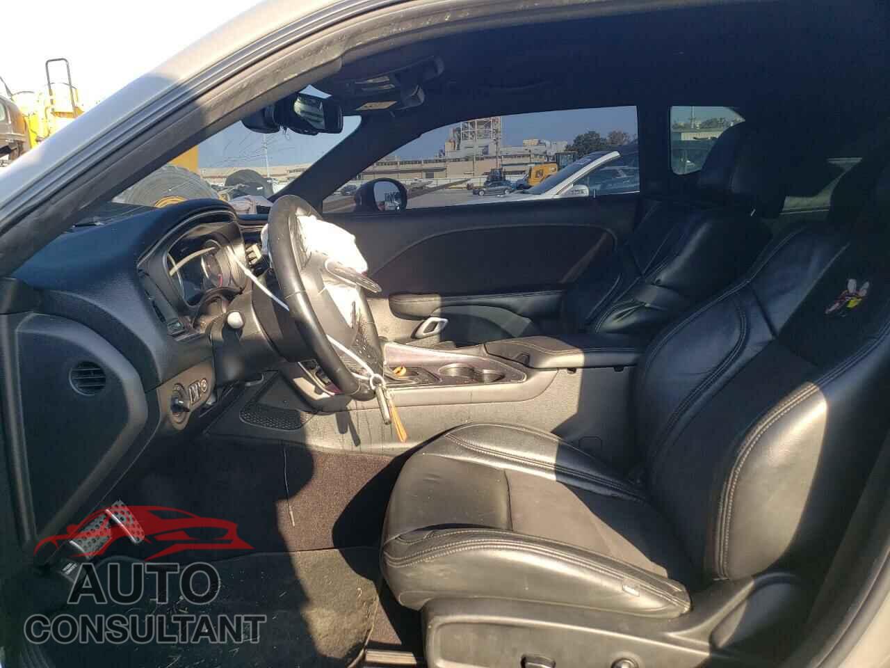 DODGE CHALLENGER 2017 - 2C3CDZFJ2HH611200