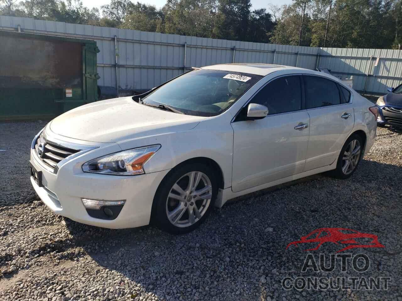 NISSAN ALTIMA 2013 - 1N4BL3AP4DN482919