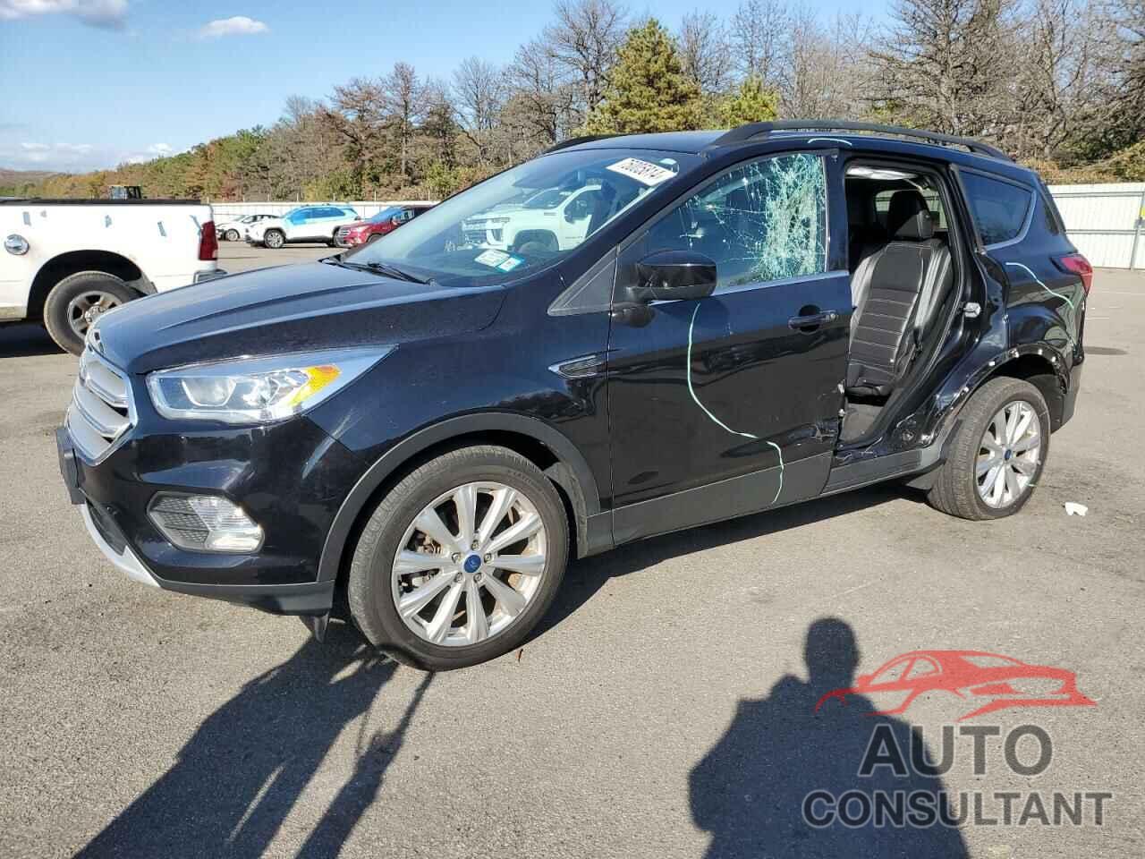 FORD ESCAPE 2019 - 1FMCU9HD3KUA28265