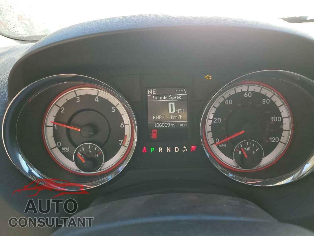DODGE CARAVAN 2018 - 2C4RDGEG8JR205874