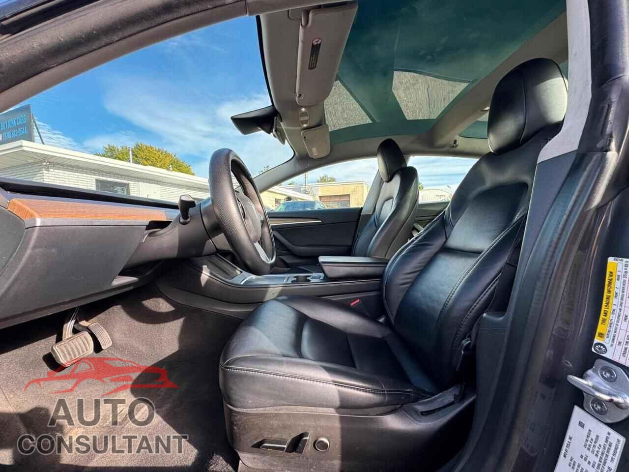 TESLA MODEL 3 2023 - 5YJ3E1EA6PF650145