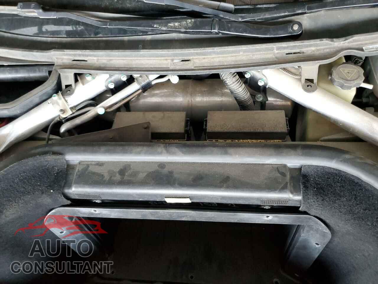TESLA MODEL S 2013 - 5YJSA1CN8DFP11438