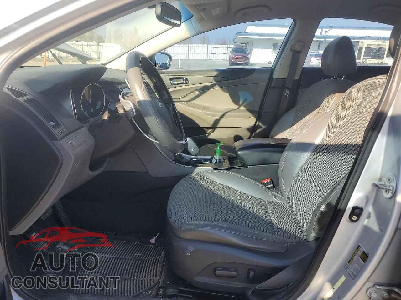 HYUNDAI SONATA 2011 - 5NPEC4AC4BH122654