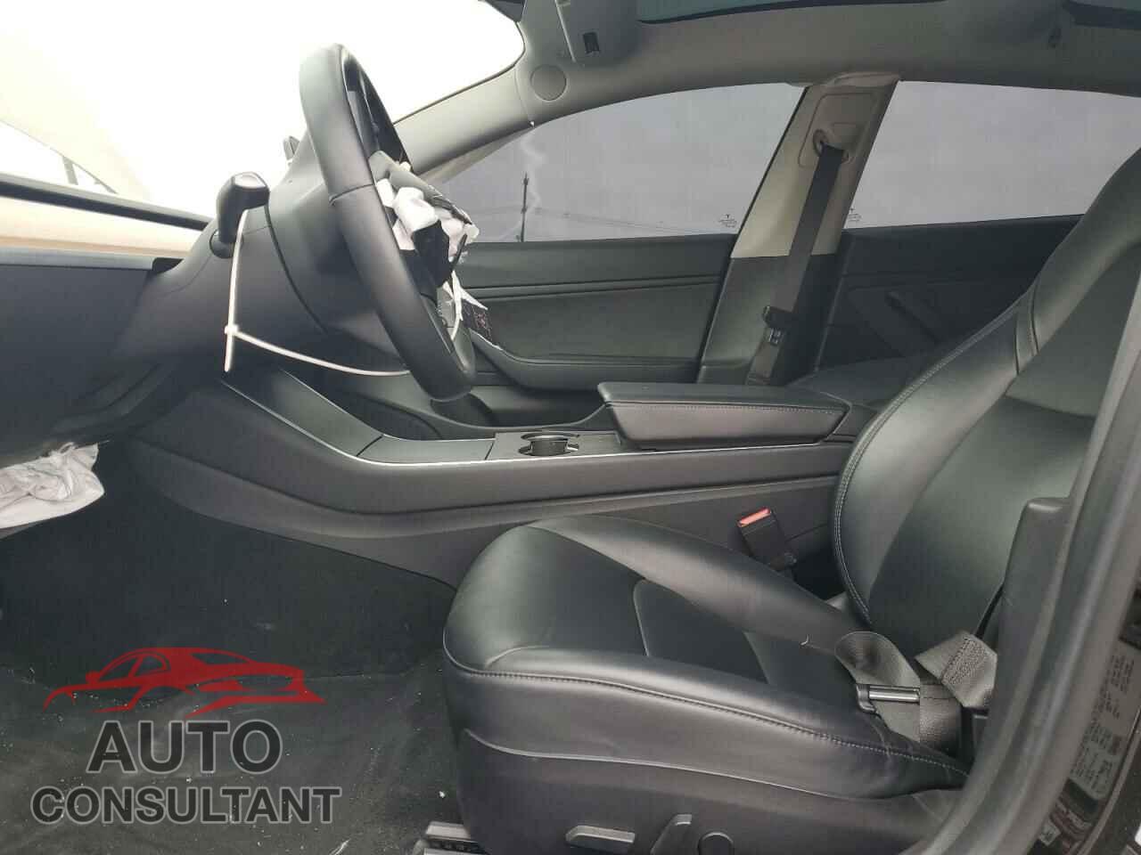 TESLA MODEL 3 2018 - 5YJ3E1EB0JF084516