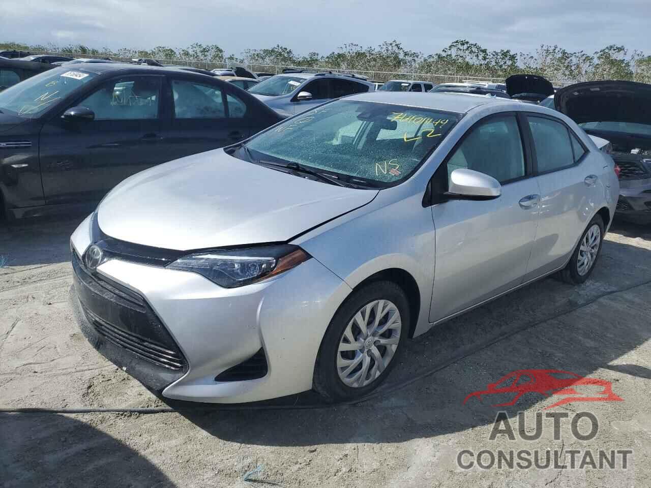 TOYOTA COROLLA 2018 - 2T1BURHE2JC004818