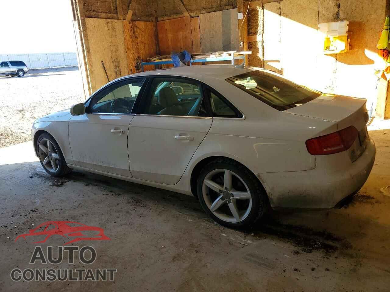 AUDI A4 2011 - WAUEFAFL4BN038314
