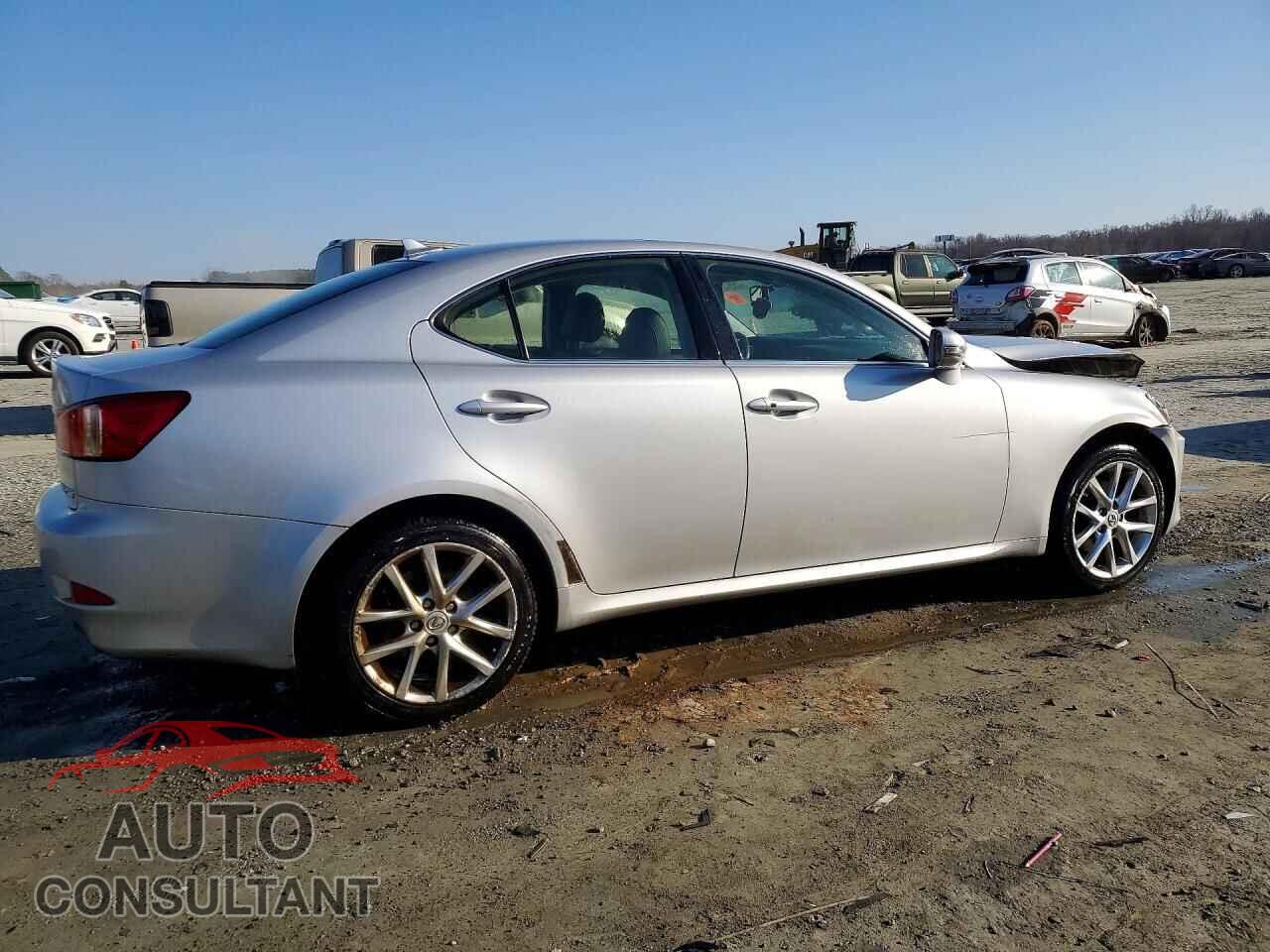 LEXUS IS 2012 - JTHCF5C2XC5055356