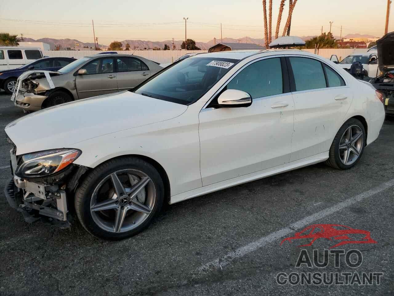 MERCEDES-BENZ C-CLASS 2018 - 55SWF4JB0JU241235