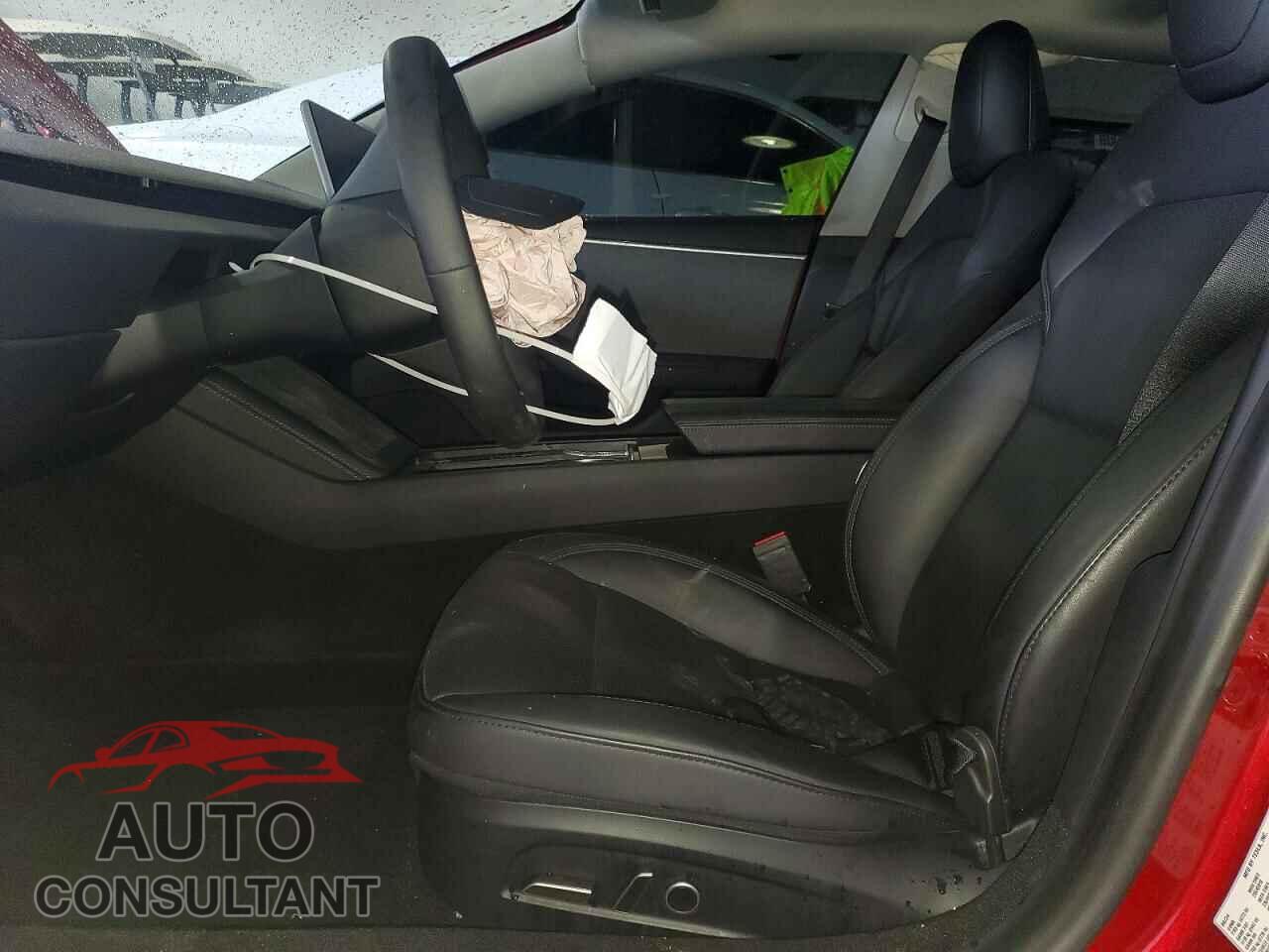 TESLA MODEL 3 2024 - 5YJ3E1EA2RF830645